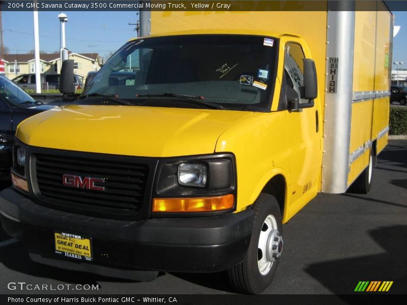 Yellow / Gray 2004 GMC Savana Cutaway 3500 Commercial Moving Truck