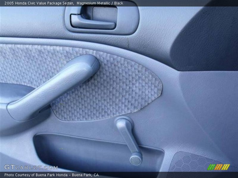 Magnesium Metallic / Black 2005 Honda Civic Value Package Sedan