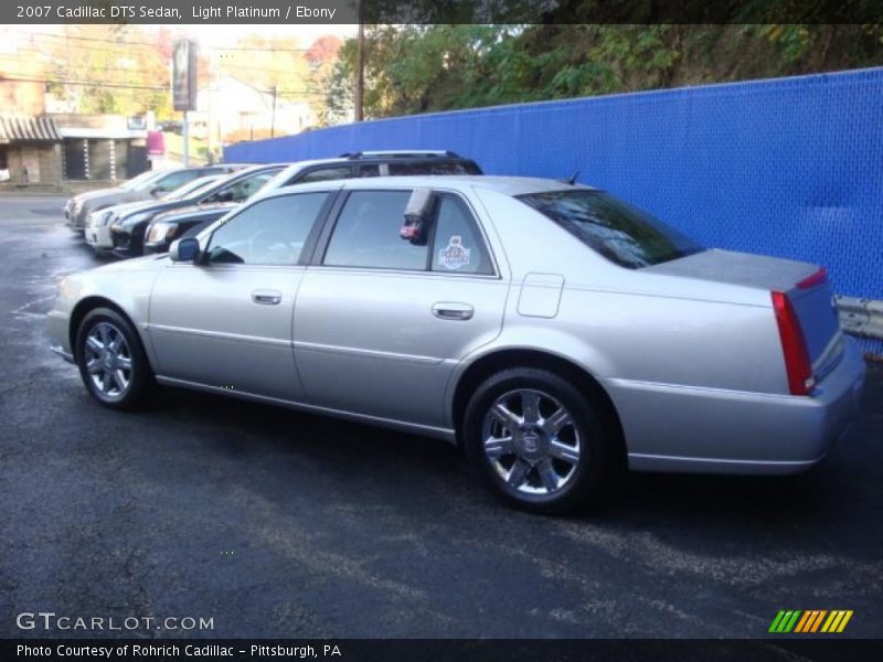 Light Platinum / Ebony 2007 Cadillac DTS Sedan