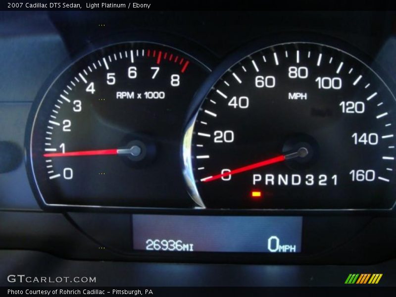 Light Platinum / Ebony 2007 Cadillac DTS Sedan