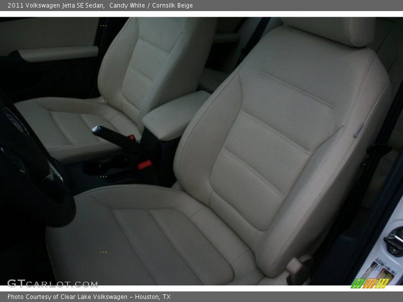 Candy White / Cornsilk Beige 2011 Volkswagen Jetta SE Sedan