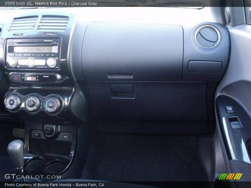  2009 xD  Charcoal Gray Interior