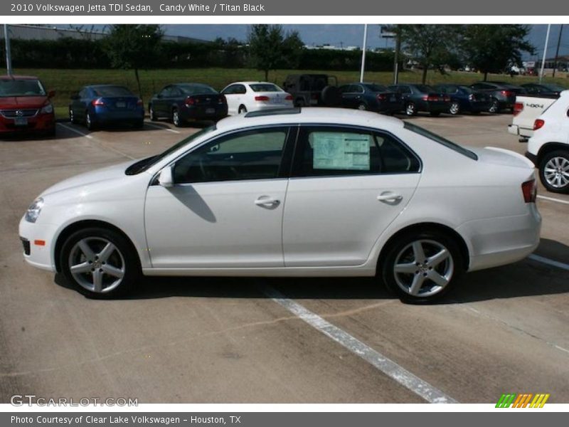 Candy White / Titan Black 2010 Volkswagen Jetta TDI Sedan