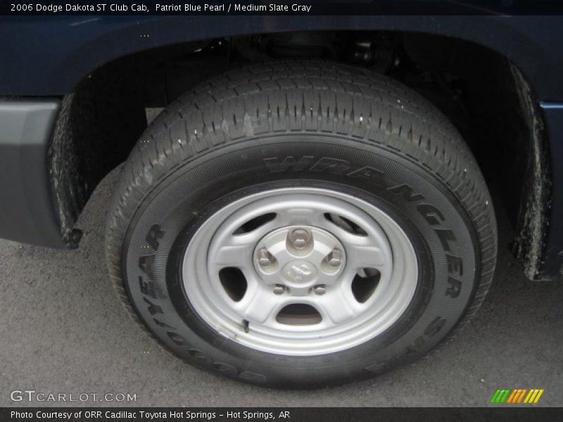  2006 Dakota ST Club Cab Wheel