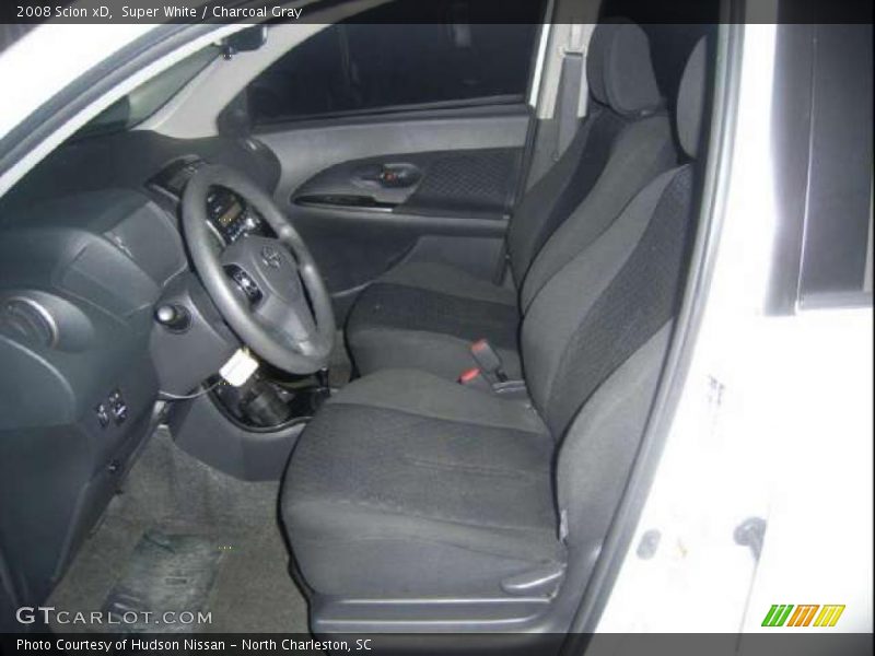Super White / Charcoal Gray 2008 Scion xD