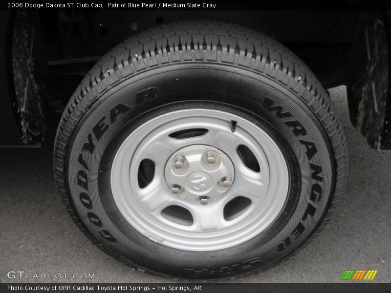  2006 Dakota ST Club Cab Wheel