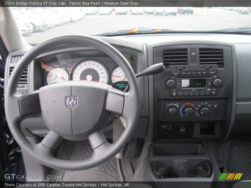 Dashboard of 2006 Dakota ST Club Cab