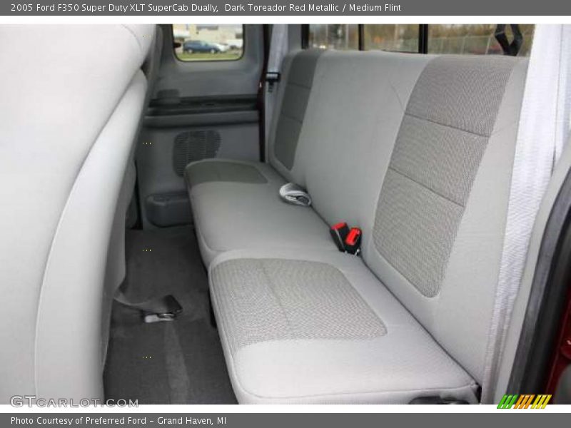 2005 F350 Super Duty XLT SuperCab Dually Medium Flint Interior