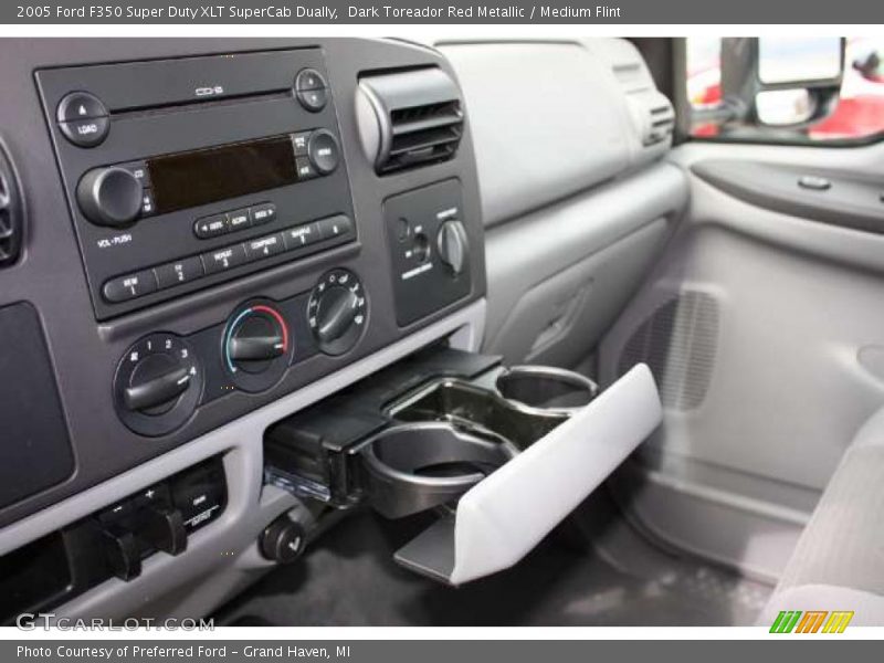 Dark Toreador Red Metallic / Medium Flint 2005 Ford F350 Super Duty XLT SuperCab Dually