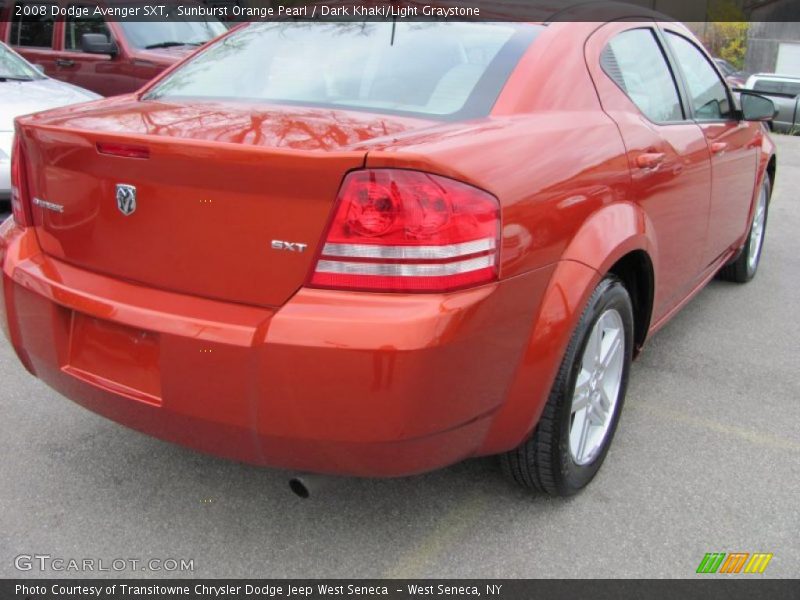 Sunburst Orange Pearl / Dark Khaki/Light Graystone 2008 Dodge Avenger SXT