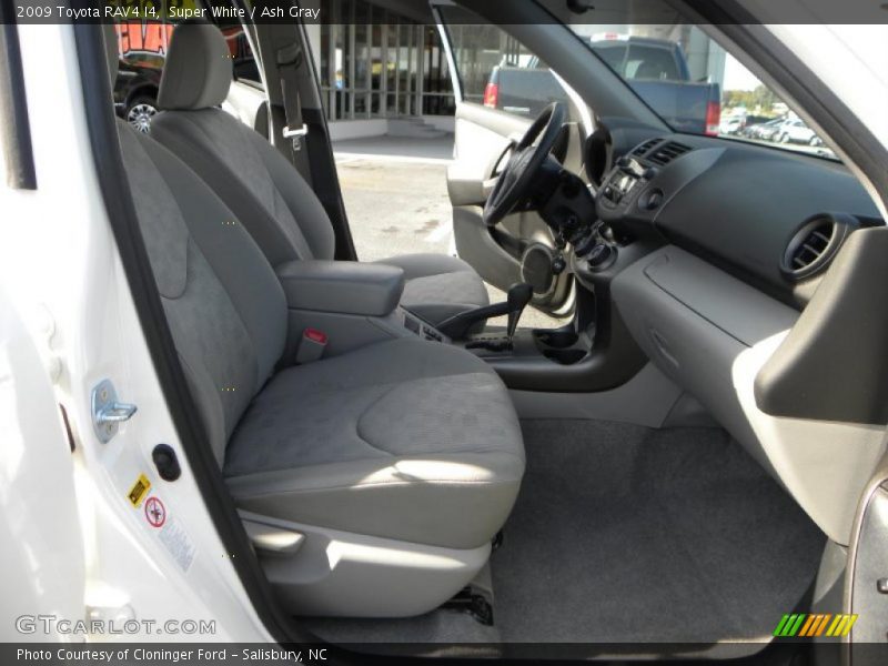Super White / Ash Gray 2009 Toyota RAV4 I4