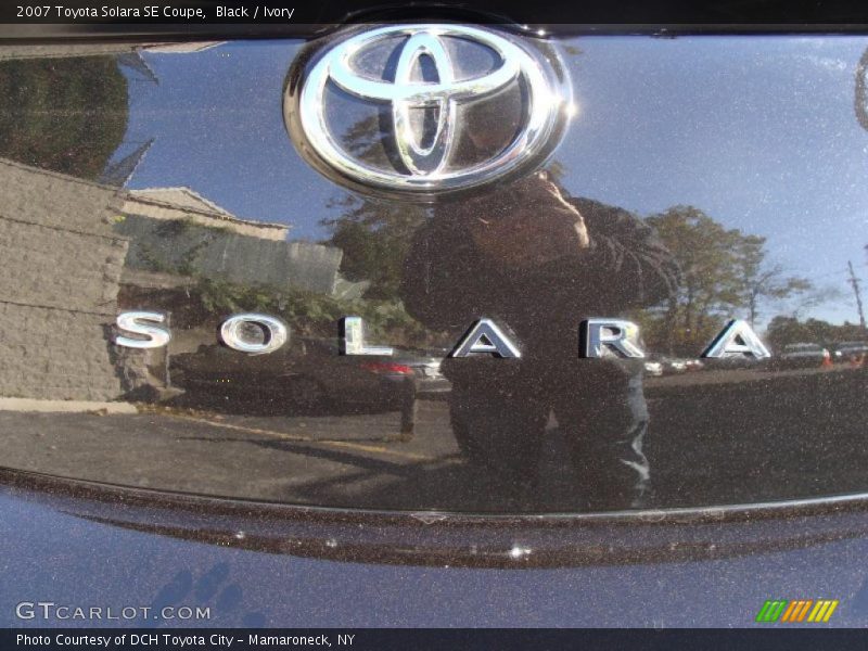 Black / Ivory 2007 Toyota Solara SE Coupe