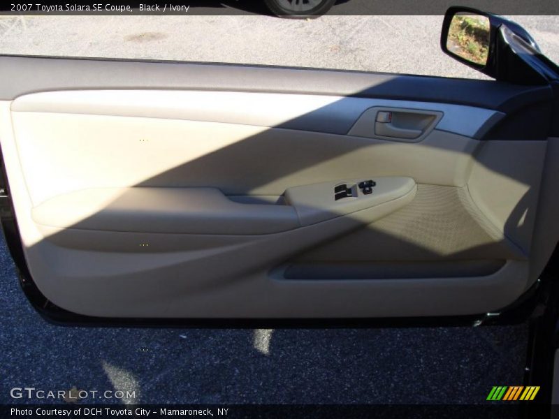 Black / Ivory 2007 Toyota Solara SE Coupe