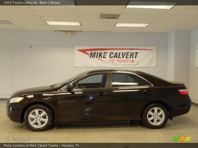 Black / Bisque 2009 Toyota Camry LE