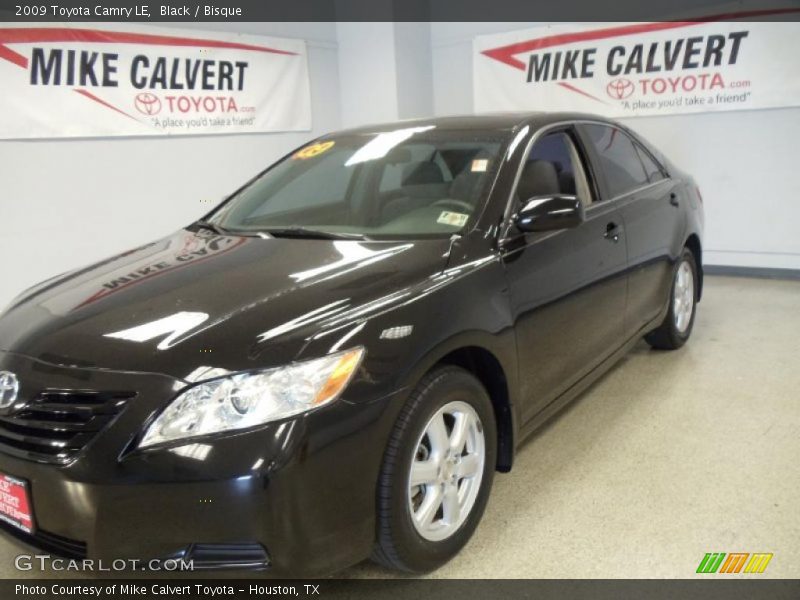 Black / Bisque 2009 Toyota Camry LE