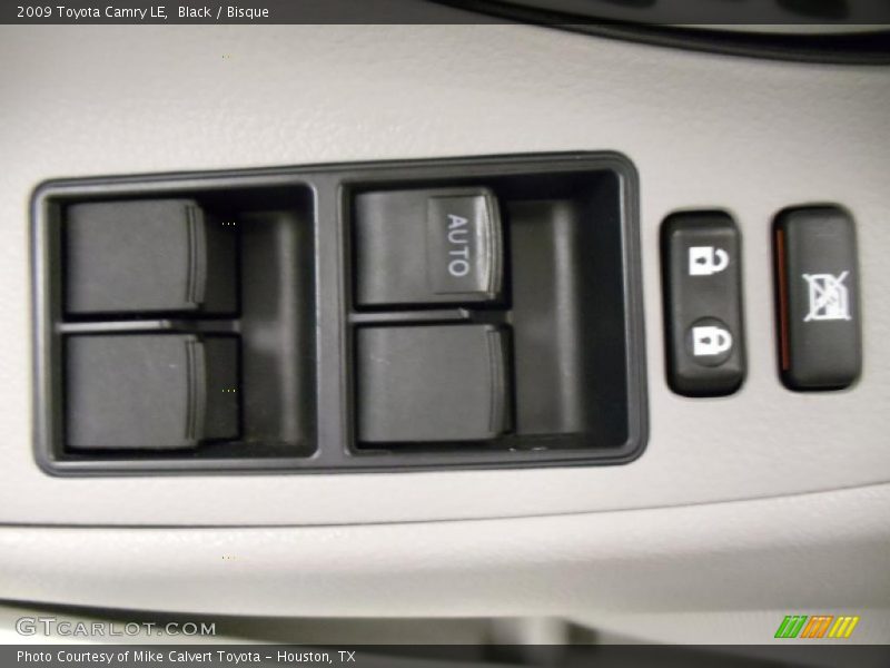 Black / Bisque 2009 Toyota Camry LE