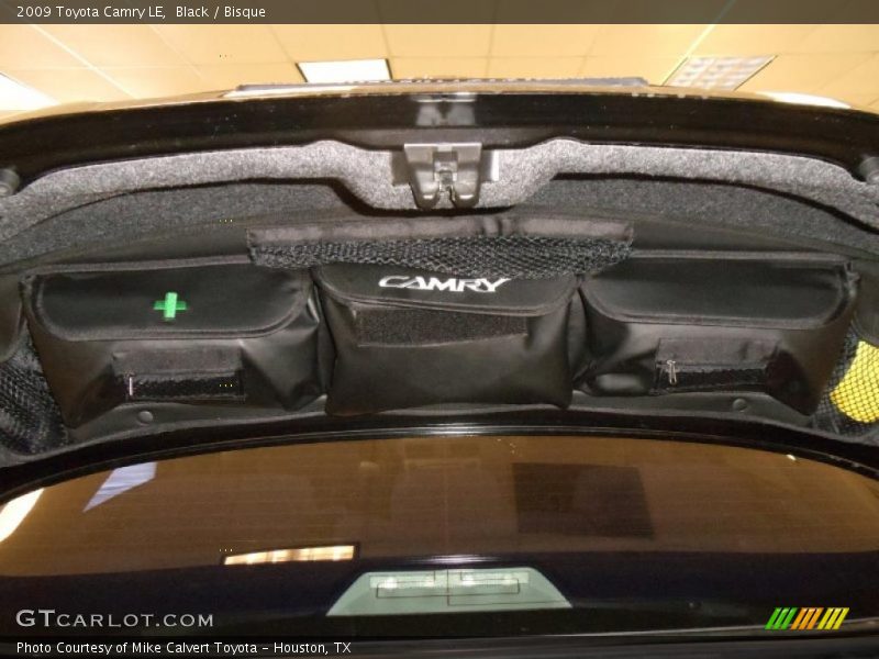 Black / Bisque 2009 Toyota Camry LE