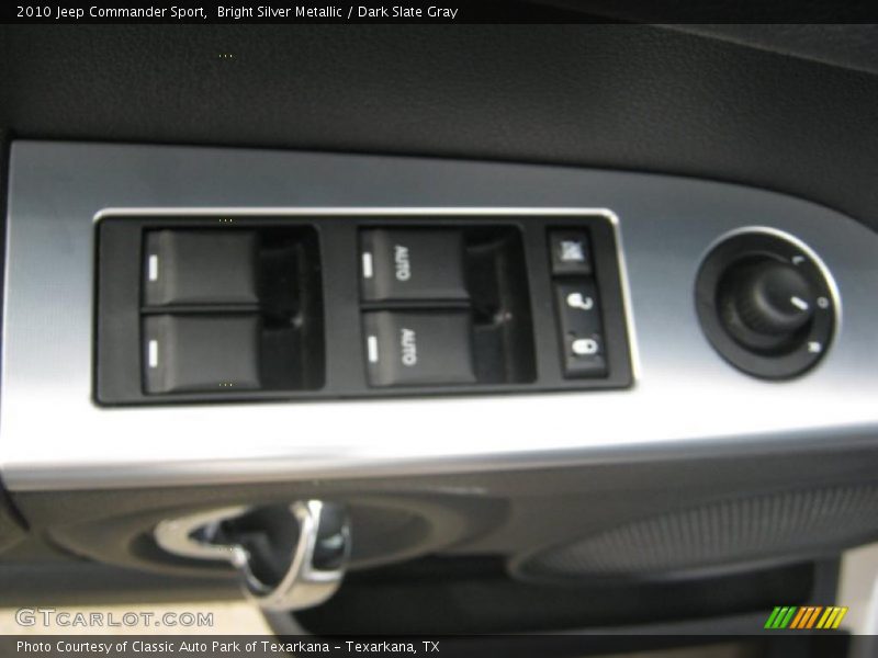 Bright Silver Metallic / Dark Slate Gray 2010 Jeep Commander Sport