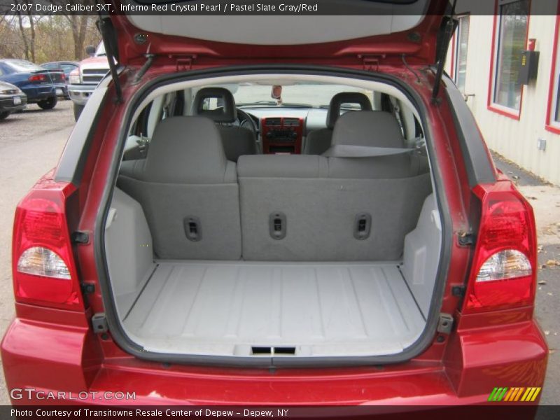  2007 Caliber SXT Trunk