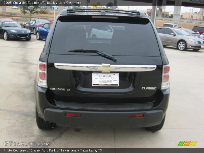 Black / Light Cashmere 2005 Chevrolet Equinox LT