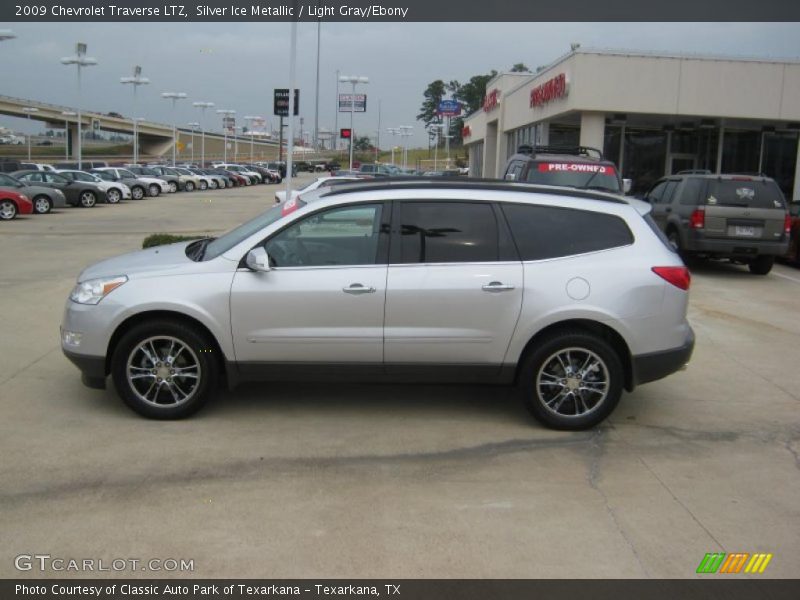 Silver Ice Metallic / Light Gray/Ebony 2009 Chevrolet Traverse LTZ