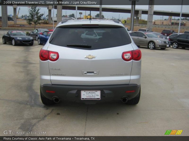 Silver Ice Metallic / Light Gray/Ebony 2009 Chevrolet Traverse LTZ