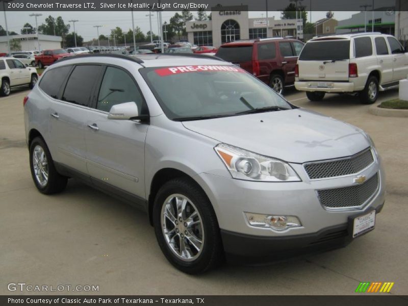 Silver Ice Metallic / Light Gray/Ebony 2009 Chevrolet Traverse LTZ