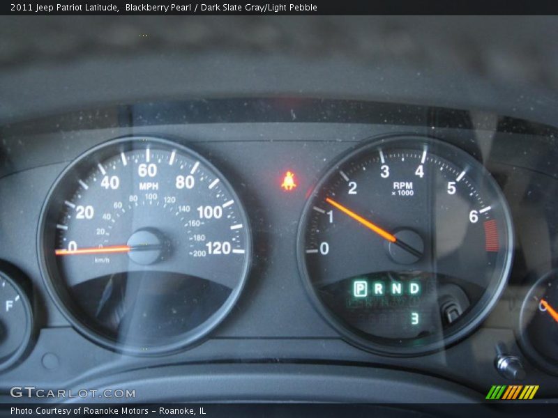 Blackberry Pearl / Dark Slate Gray/Light Pebble 2011 Jeep Patriot Latitude
