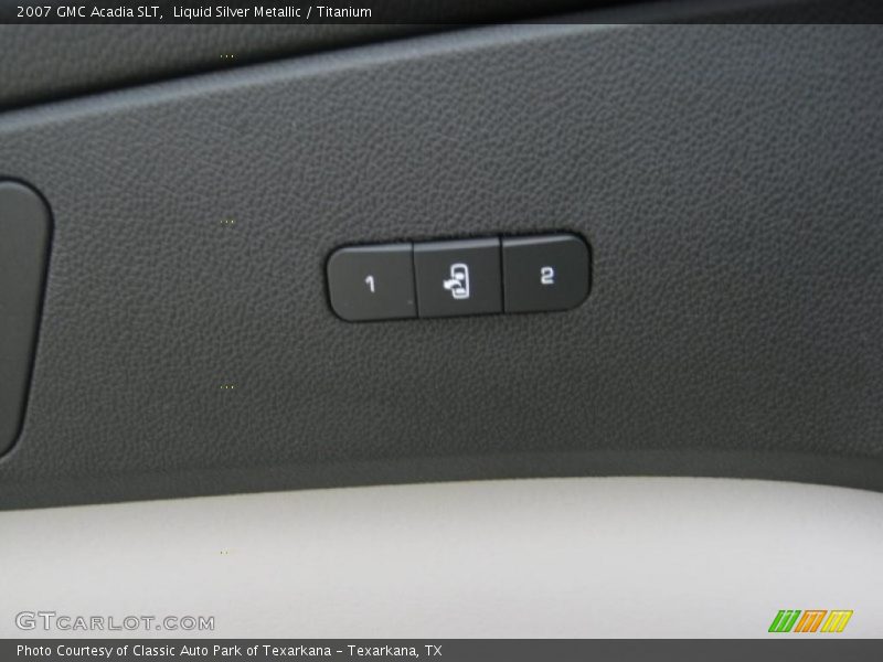 Liquid Silver Metallic / Titanium 2007 GMC Acadia SLT