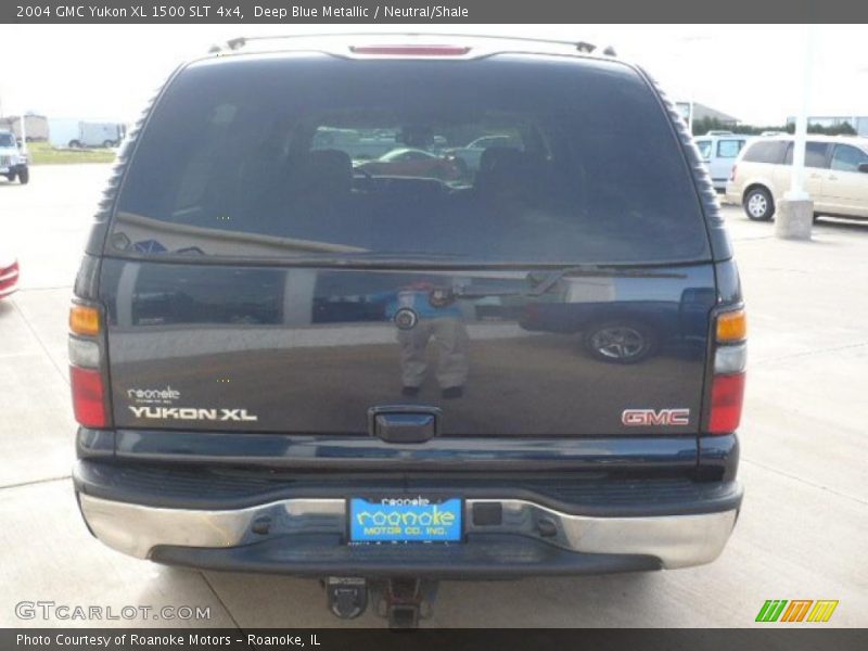 Deep Blue Metallic / Neutral/Shale 2004 GMC Yukon XL 1500 SLT 4x4