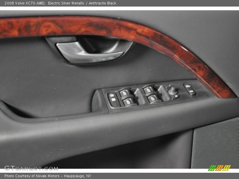 Electric Silver Metallic / Anthracite Black 2008 Volvo XC70 AWD