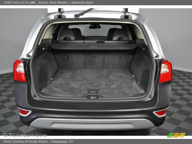 Electric Silver Metallic / Anthracite Black 2008 Volvo XC70 AWD
