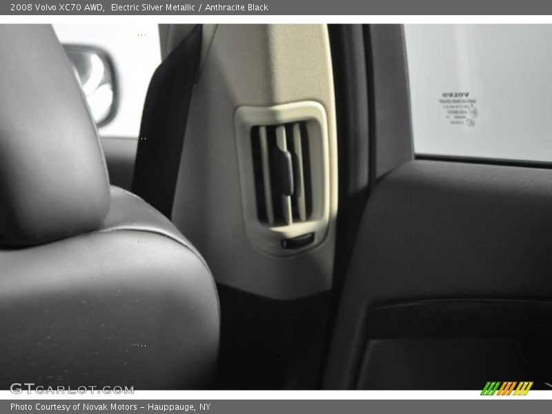 Electric Silver Metallic / Anthracite Black 2008 Volvo XC70 AWD