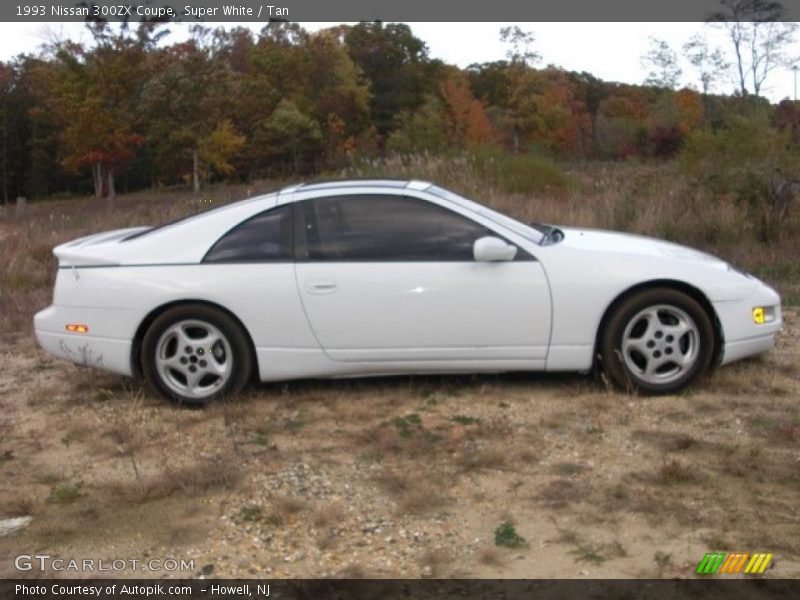 Super White / Tan 1993 Nissan 300ZX Coupe