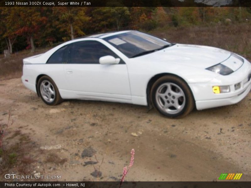 Super White / Tan 1993 Nissan 300ZX Coupe