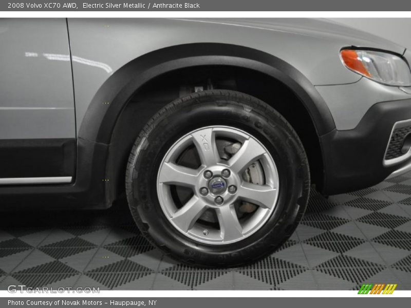 Electric Silver Metallic / Anthracite Black 2008 Volvo XC70 AWD