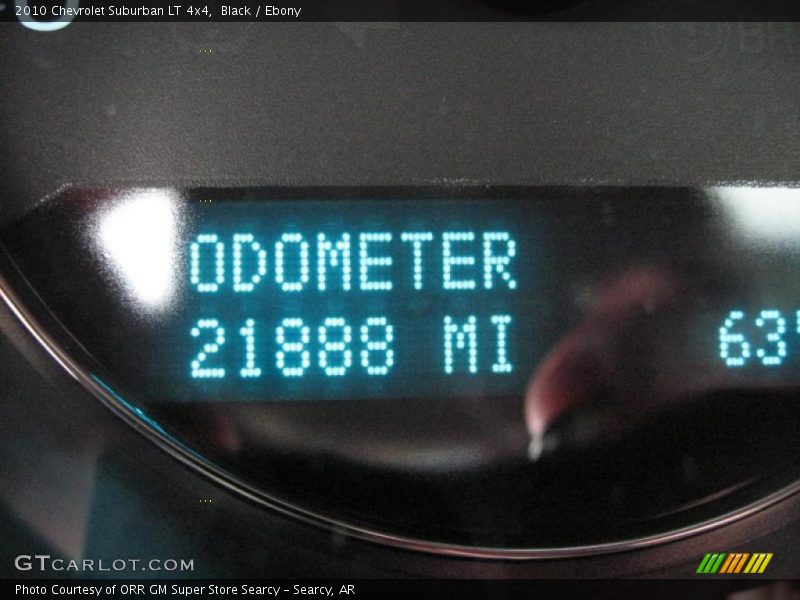 Black / Ebony 2010 Chevrolet Suburban LT 4x4