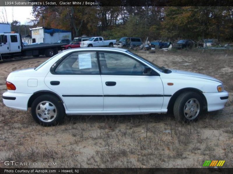 Glacier White / Beige 1994 Subaru Impreza L Sedan