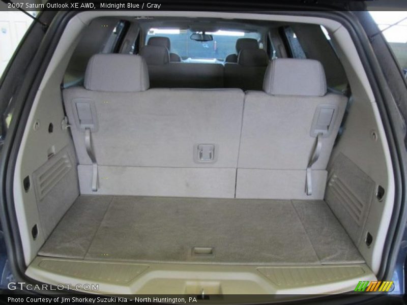  2007 Outlook XE AWD Trunk