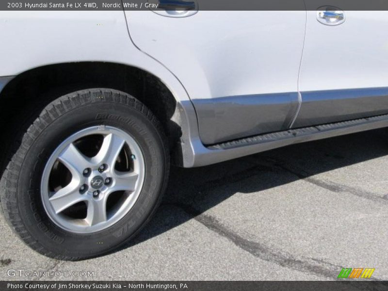 Nordic White / Gray 2003 Hyundai Santa Fe LX 4WD