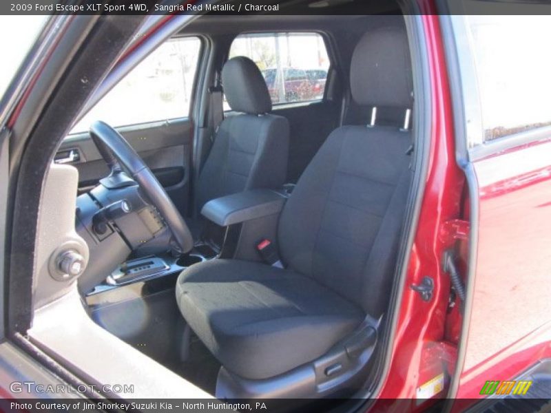  2009 Escape XLT Sport 4WD Charcoal Interior