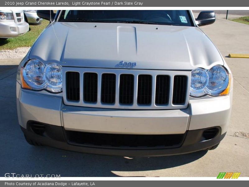 Light Graystone Pearl / Dark Slate Gray 2010 Jeep Grand Cherokee Laredo