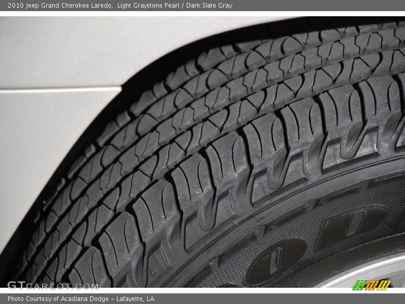 Light Graystone Pearl / Dark Slate Gray 2010 Jeep Grand Cherokee Laredo