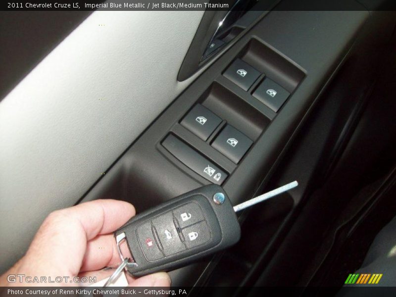 Controls of 2011 Cruze LS