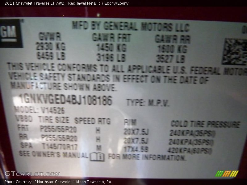 Red Jewel Metallic / Ebony/Ebony 2011 Chevrolet Traverse LT AWD