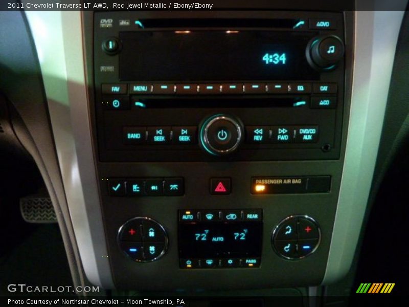 Red Jewel Metallic / Ebony/Ebony 2011 Chevrolet Traverse LT AWD