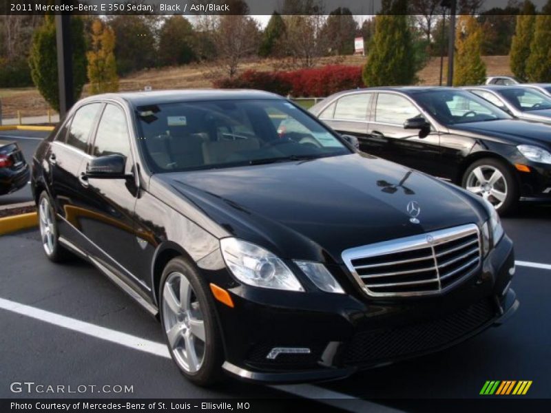 Front 3/4 View of 2011 E 350 Sedan
