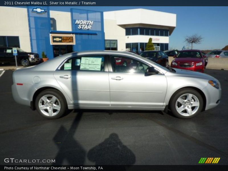 Silver Ice Metallic / Titanium 2011 Chevrolet Malibu LS