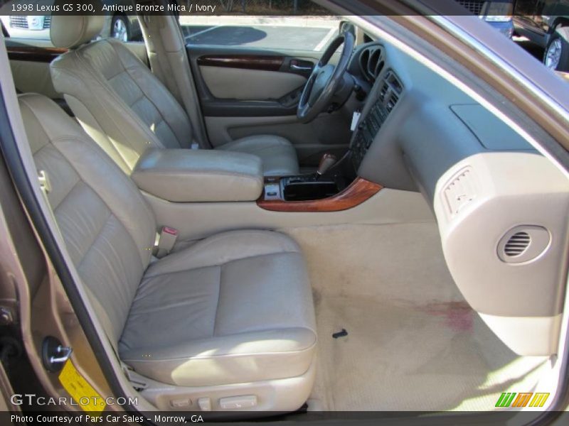  1998 GS 300 Ivory Interior