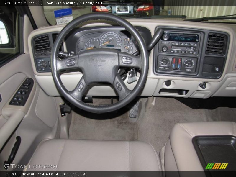  2005 Yukon SLE Steering Wheel